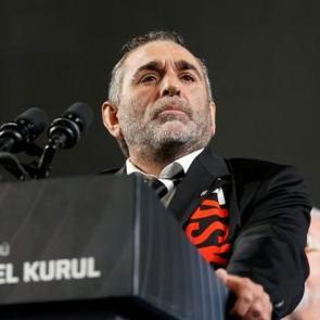 Beşiktaş başkanlık se&ccedil;iminde gerilimi artıran s&ouml;zler: 'Helalleşmeyeceğiz'