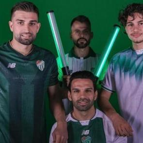 Bursaspor Başkanı Enes &Ccedil;elik'ten forma mesajı