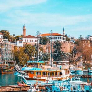 Dünya turizminin göz bebeği Antalya, D-8’in ilk turizm şehri oldu!