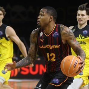 Galatasaray, Şampiyonlar Ligi'nde finalde