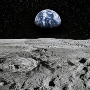 Film değil, gerçek! Sevgilisine hediye etmek için Ay taşı çaldı!