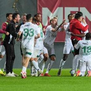 Adım Adım S&uuml;per Lig'e! Boluspor yarı finale y&uuml;kseldi