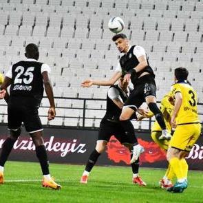 'Ankarag&uuml;c&uuml;'ne hizmet etmek zorundayız' dedi, takım k&uuml;me d&uuml;ş&uuml;nce ayrıldı