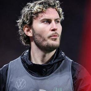 Eski y&ouml;netici forvet transferini a&ccedil;ıkladı! 'Kesin olarak listede'