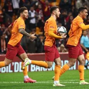 Galatasaray'ın eski yıldızıydı, yeni yuvasında gol kralı oldu