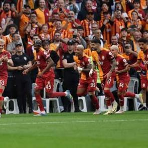 Galatasaray'ın yıldızlarından şampiyonluk s&ouml;zleri