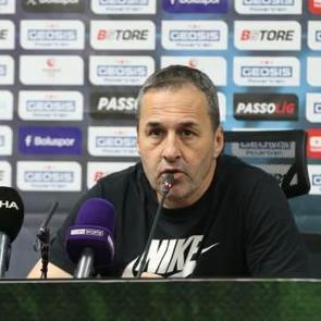 4-1'lik mağlubiyet sonrası oyuncularına sert &ccedil;ıktı: Taraftardan &ouml;z&uuml;r diledi