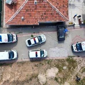 Kalp krizi geçiren sürücü hayatını kaybetti