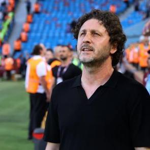 Fatih Tekke 'Taraftar da onu seviyor' diyerek transferi a&ccedil;ıkladı