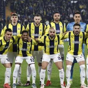 Fenerbah&ccedil;e'nin yıldızına hırsız şoku! &Uuml;nl&uuml; yorumcudan soygunla ilgili flaş a&ccedil;ıklama
