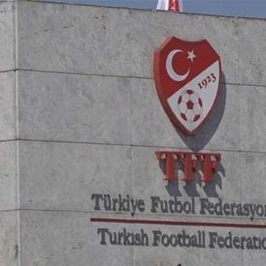 Futbolcular Riva'da isyanda: TFF'nin '25 yaş' kuralına tepkiler artıyor