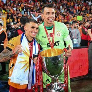 Galatasaray'dan Muslera'yı unutturacak hamle: D&uuml;nyaca &uuml;nl&uuml; isim radarda