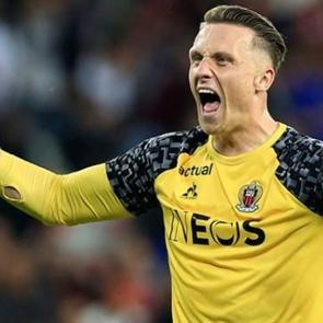 Galatasaray'ın istediği kaleci 15 milyon Euro'ya transfer oldu