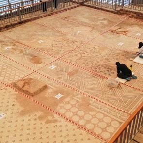 1500 yıllık mozaikte optik illüzyon sanatı: Hem de tek parça!