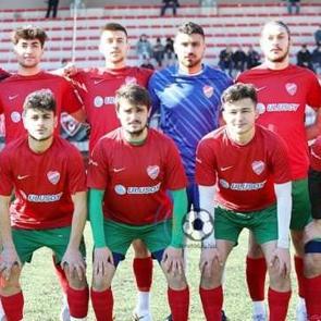 1. Lig&rsquo;in efsanesi amat&ouml;rde: 114 yıllık &ccedil;ınar 3. Lig&rsquo;in kapısından d&ouml;nd&uuml;