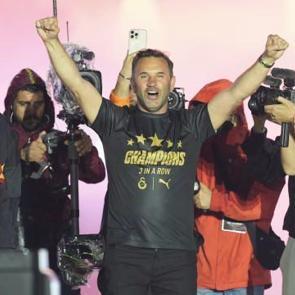 3 futbolcu ve Okan Buruk aynı &ccedil;ağrıda bulundu!