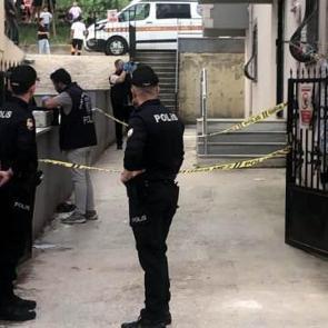 5'inci katın penceresinden düşen 2 yaşındaki Meyra, öldü