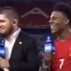 M&uuml;sl&uuml;man d&ouml;v&uuml;ş&ccedil;&uuml; Habib Nurmagomedov'un Şampiyonlar Ligi'nde yaptığı hareket g&uuml;ndem oldu