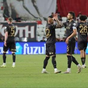 Trabzonspor kapanışı galibiyetle yaptı