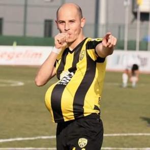 Beşiktaş'ta 10 yıl boyunca oynamıştı: 3. Lig ekibinde 'tutunamadı'