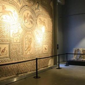 Binlerce yıllık geçmişe ışık tutuyor! Yeniden ziyaretçileriyle buluştu