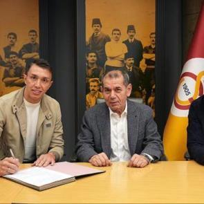 Bir g&uuml;n &ouml;nce veda etmişti! Muslera'dan Galatasaray'a s&uuml;rpriz imza