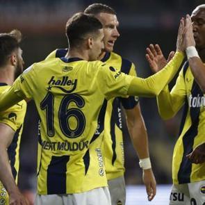 Fenerbah&ccedil;e'den iki futbolcu mahkemeye &ccedil;ıktı: 'Ne olduğunu bilmiyorum'