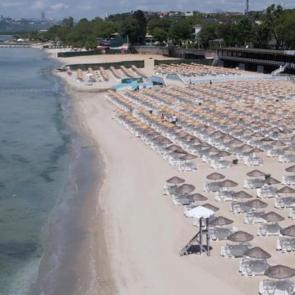 İstanbul’da plaj fiyatları açıklandı! ”Ücretsiz yerler kalabalık ve pis”