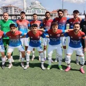 Kahta 'mucizeyi' başardı: Derbide 4 attılar, son anda lige tutundular