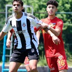 Nefes kesen d&uuml;ello! 8 goll&uuml; ma&ccedil;ta kazanan &ccedil;ıkmadı