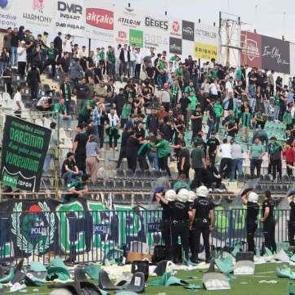 Tarihinde ilk kez amat&ouml;re d&uuml;şen S&uuml;per Lig efsanesi bor&ccedil; batağında