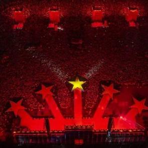 Yenikapı'da dikkat &ccedil;eken detay! Galatasaray'ın yıldızı kutlamalara katılmadı