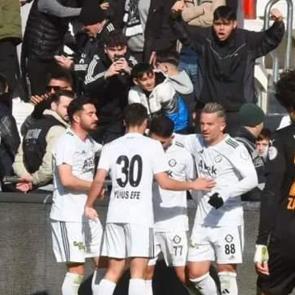 3. Lig'e d&uuml;şt&uuml;ler! 111 yıllık kul&uuml;p sıkıntıda, futbolcular ayaklandı