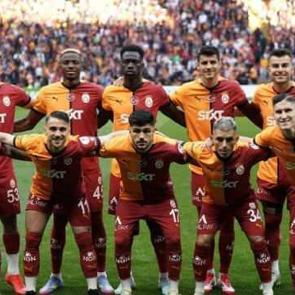 Aslan'ın d&uuml;nya yıldızından b&uuml;y&uuml;k s&uuml;rpriz! Hayalindeki takım herkesi şaşırttı