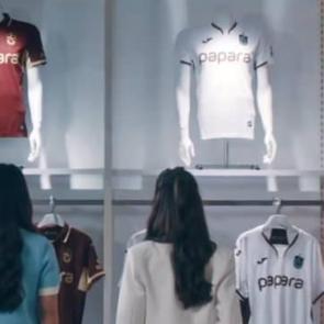 Yarın satışa &ccedil;ıkıyor! Trabzonspor yeni sezon formalarını tanıttı