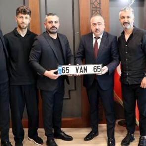 Emniyetten 1. Lig'in yeni ekibine plaka hediyesi: A&ccedil;ık artırmayla satılacak
