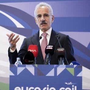 Bakan Uraloğlu, raylı sistemlere 500 milyon TL'lik destek programını duyurdu!