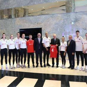 Cumhurbaşkanı Erdoğan, Filenin Sultanları ile bir araya geldi