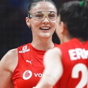 Filenin Sultanları set vermedi! İstanbul'da galibiyetle başladı