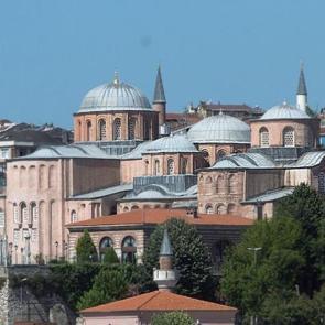 İmparator mezarlarının üzerine inşa edildi: Şaşırtan sırlarıyla Molla Zeyrek Camii