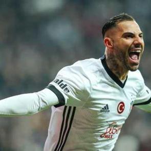 Quaresma'dan Beşiktaş'a transfer tavsiyesi! 95 milyon Euro &ouml;denen yıldızı &ouml;nerdi