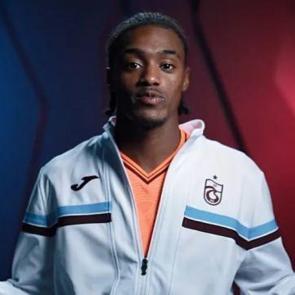 Trabzonspor resmen a&ccedil;ıkladı! 4 yıllık imza attı