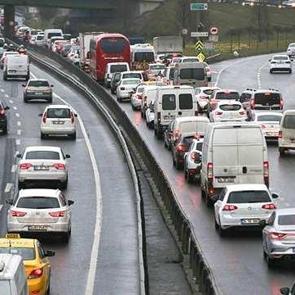 Trafiğe mayısta 210 bin 295 aracın kaydı yapıldı