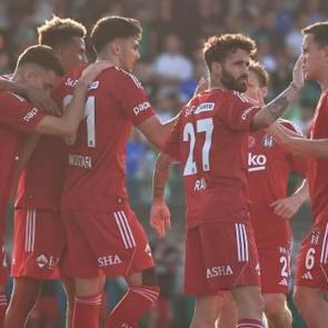 Transferin g&uuml;ndeminde o var: Gen&ccedil; yıldızı &uuml;niversite sınavına girdi