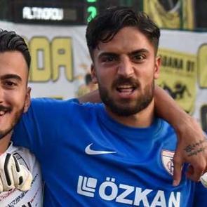 2. Lig ekibi gen&ccedil; futbolcuları i&ccedil;in servet istedi: Pazarlık kızıştı