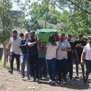Ablasının evlenmesine dayanamadı! Kalp krizi geçirerek öldü