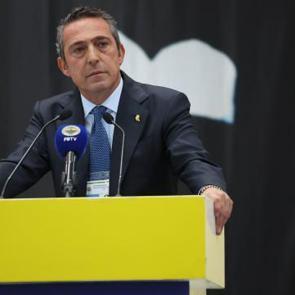 Fenerbah&ccedil;e ge&ccedil; saatlerde transferi bitirdi: D&uuml;nyaca &uuml;nl&uuml; forvet geliyor