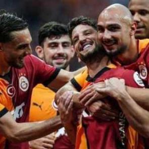 Galatasaray'da fırtına &ouml;ncesi sessizlik! Transferleri Osimhen belirleyecek