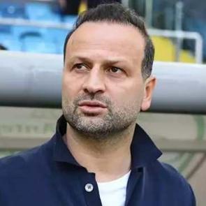 Sivasspor'da teknik direkt&ouml;r s&uuml;rprizi! Anlaşma sağlandı