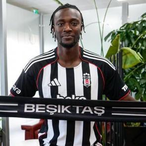 Abraham'ın forma numarası belli oldu! O oyuncudan alınacak